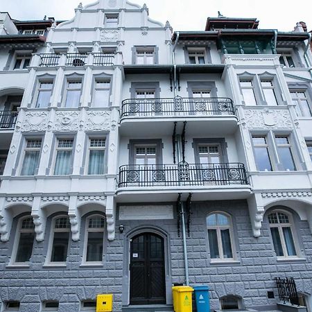 Apartamento Apartament Planety Stary Toruń Exterior foto